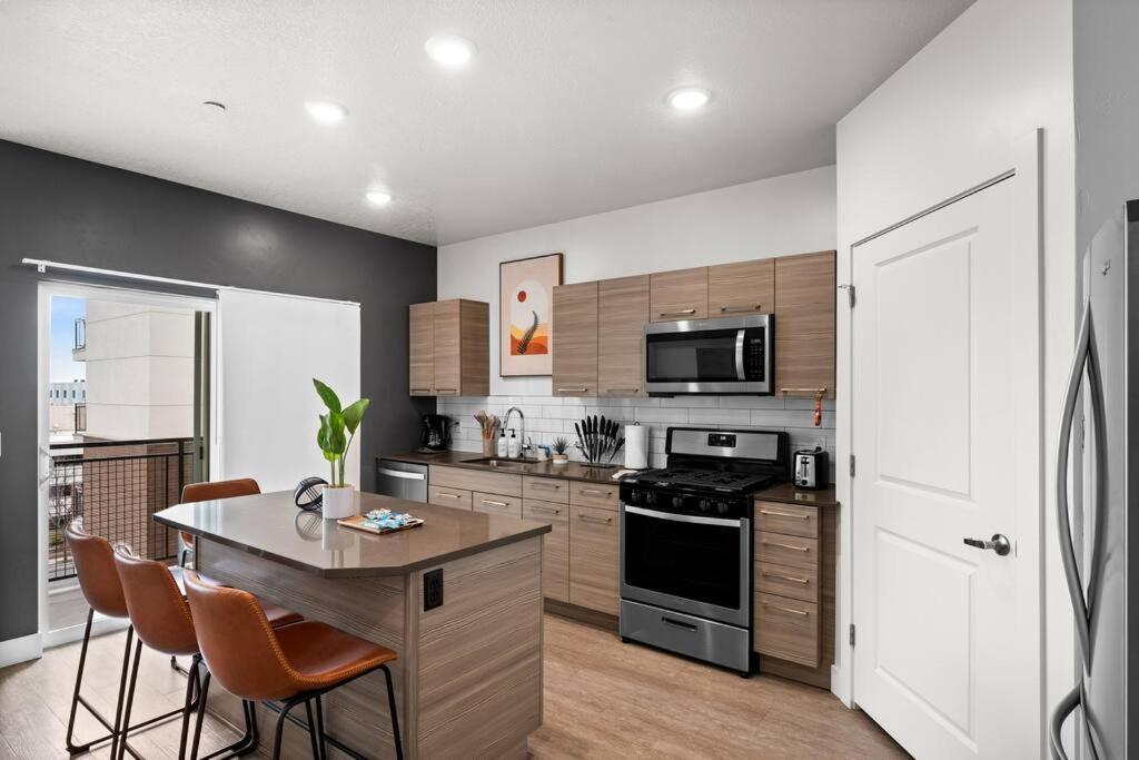 Urban Oasis In The Center Of Slc Apartment Salt Lake City Luaran gambar